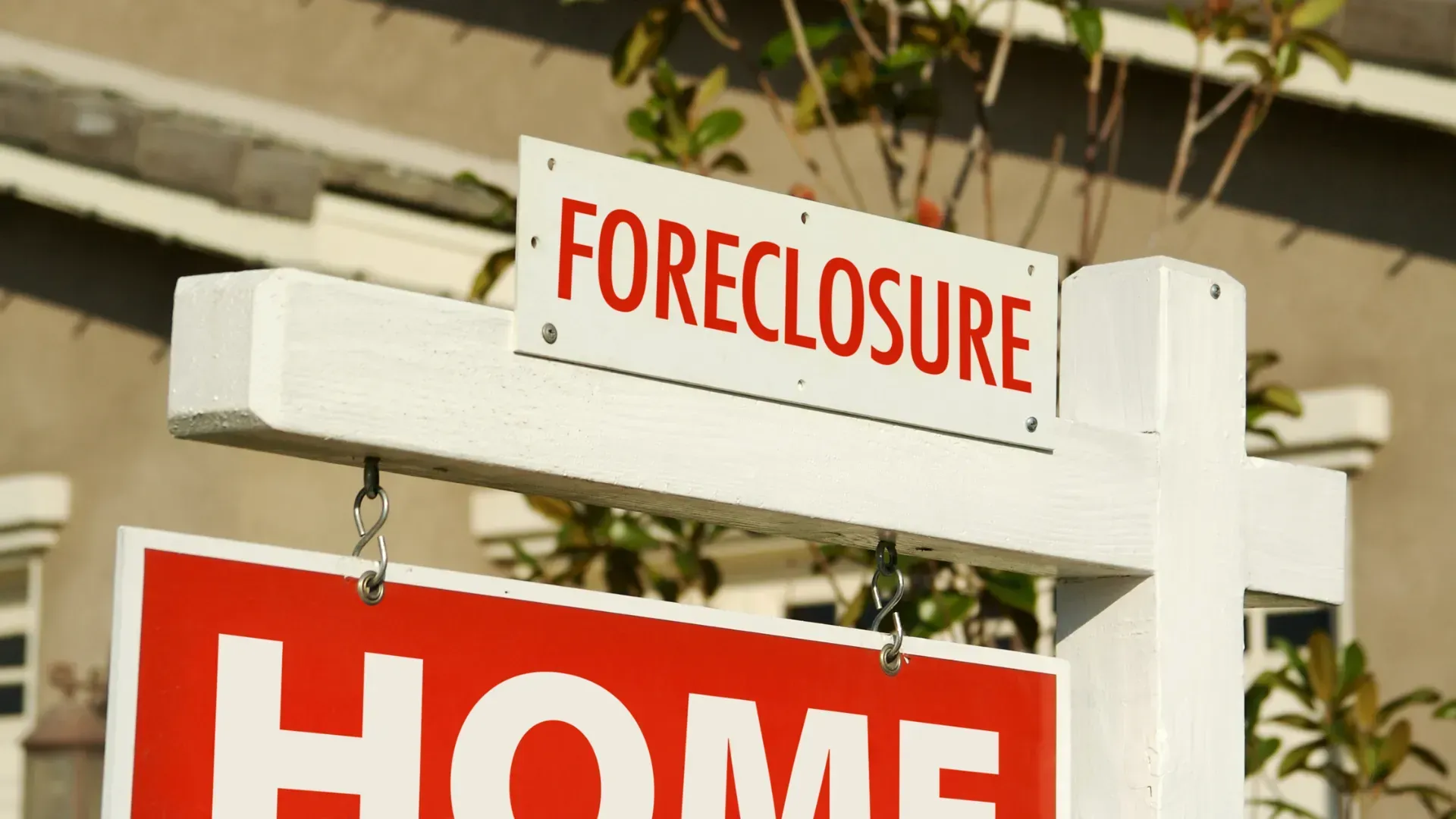 Foreclosure sign